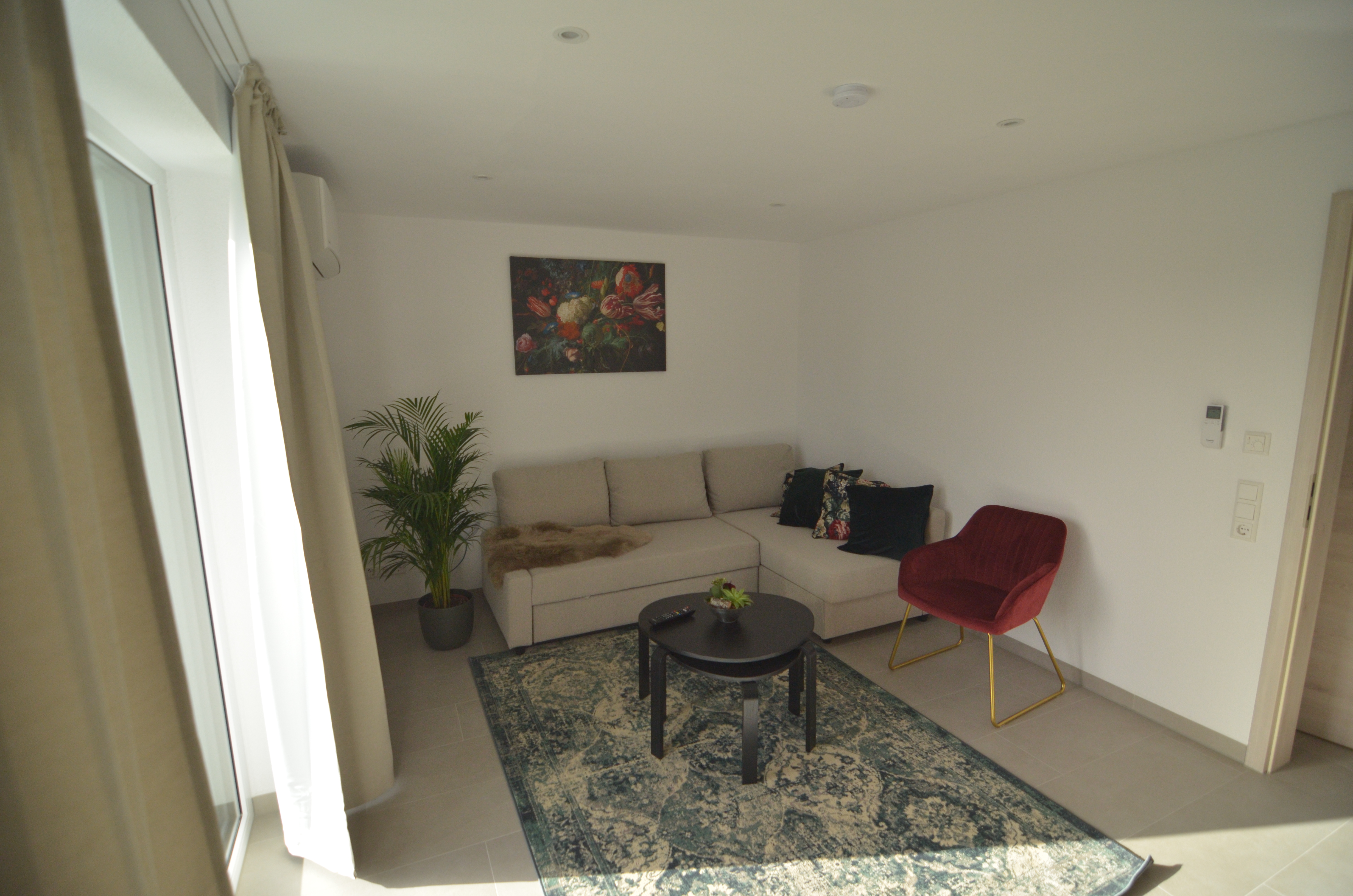 BB-Apartment Hero 2